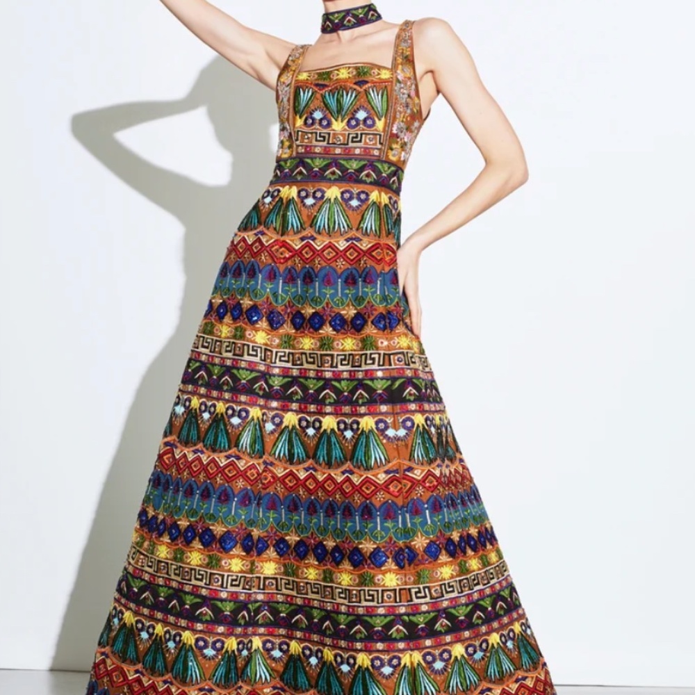 Alice and Olivia Embroidered Hand-Beaded Gown with Choker US 8 Thob/Henna/Gala